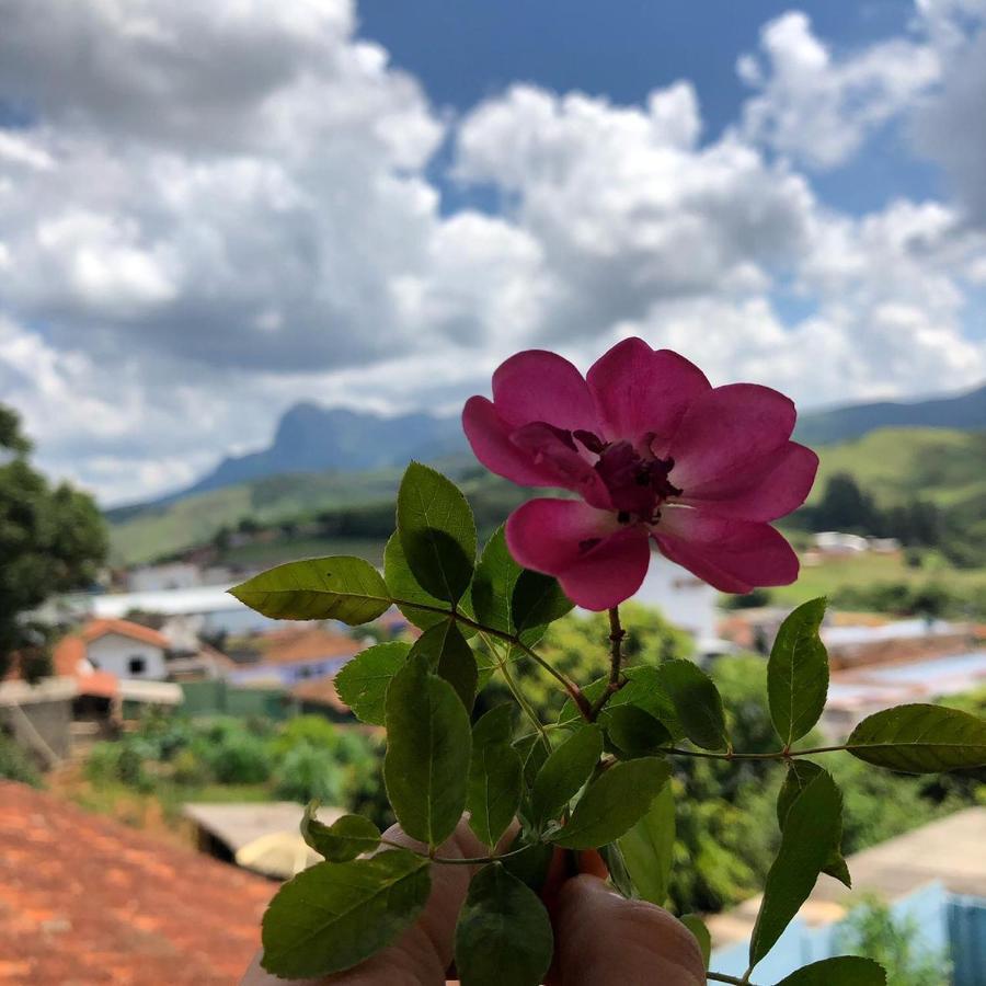 Pousada Recanto das Flores Aiuruoca Exterior foto