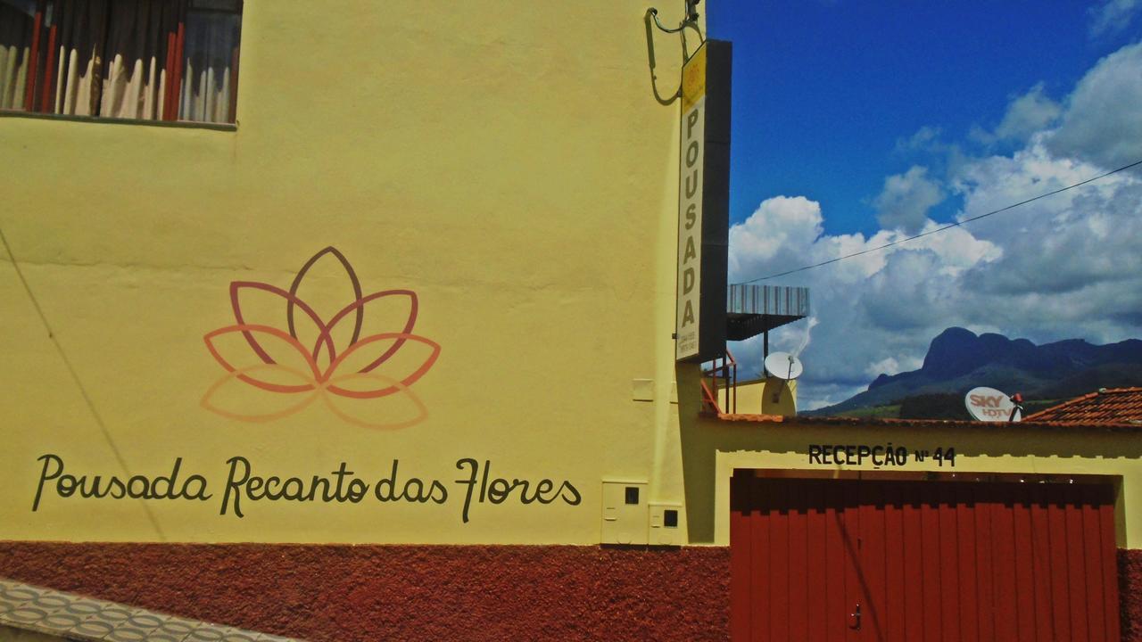 Pousada Recanto das Flores Aiuruoca Exterior foto